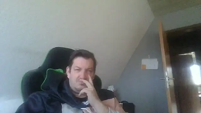 Snapshot of Golffahrer1982 chatting on September 25, 2025, 7:36 am Golffahrer1982 online show from September 25, 2025, 7:36 am