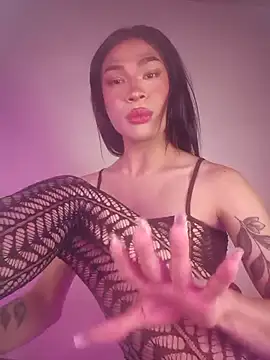 Victor-and-shelly online show from November 23, 2025, 5:50 am