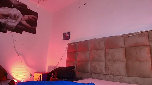  sex mia online show from November 4, 2025, 7:17 pm