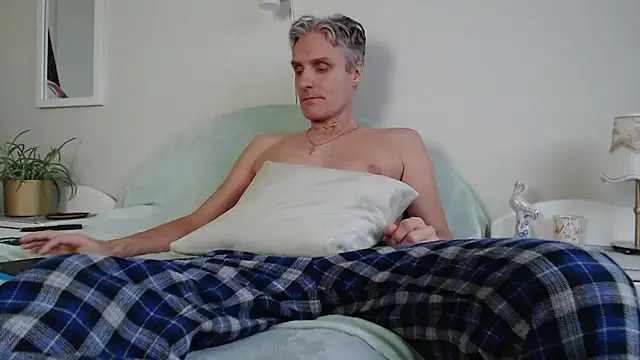 StrongBill online show from December 14, 2024, 7:40 am