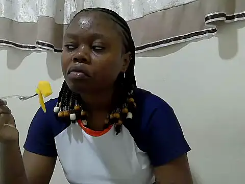 maggyjan online show from February 9, 2026, 11:58 pm