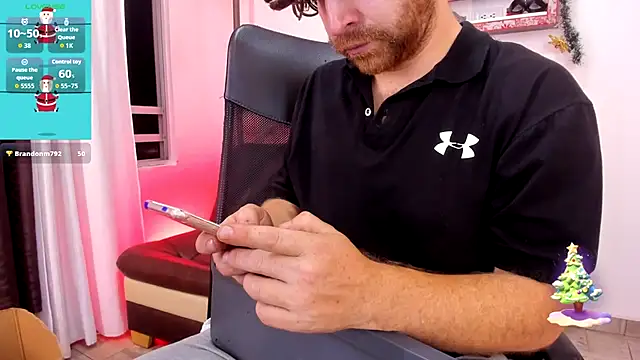 Snapshot of michacosio chatting on December 18, 2025, 3:33 am michacosio online show from December 18, 2025, 3:33 am