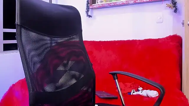 Snapshot of michacosio chatting on December 23, 2025, 5:51 am michacosio online show from December 23, 2025, 5:51 am