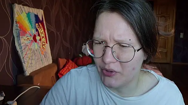 MiriamOr online show from November 15, 2025, 7:34 am