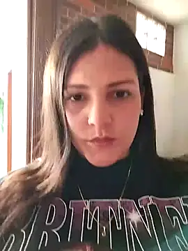 Mia Hampton online show from October 4, 2025, 6:20 pm
