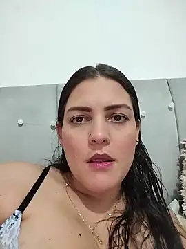 Snapshot of Mia_Hampton chatting on May 26, 2026, 10:08 pm Mia Hampton online show from May 26, 2026, 10:08 pm