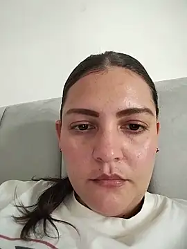 Snapshot of Mia_Hampton chatting on June 11, 2026, 8:28 pm Mia Hampton online show from June 11, 2026, 8:28 pm