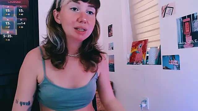 Cosmo Riri online show from March 25, 2026, 9:08 am