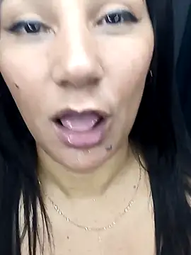 Leticia goddes online show from March 6, 2025, 10:41 am