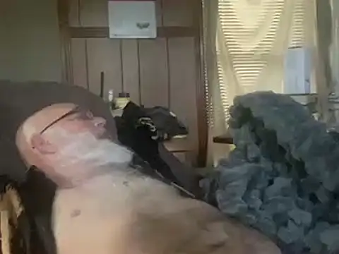 Snapshot of 44jon44 chatting on December 15, 2024, 3:20 pm 44jon44 online show from December 15, 2024, 3:20 pm