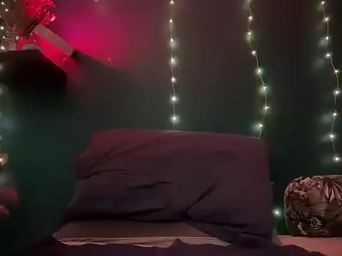 Snapshot of MistyParadiso chatting on February 23, 2025, 5:07 pm MistyParadiso online show from February 23, 2025, 5:07 pm