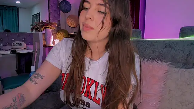 Snapshot of zoe_kittylove chatting on November 9, 2025, 3:43 am zoe kittylove online show from November 9, 2025, 3:43 am