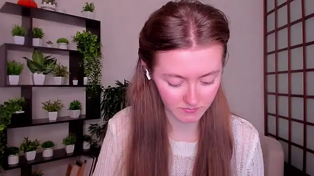 KateCuddle online show from October 10, 2025, 2:34 am