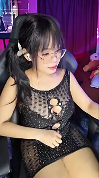 Maple Honeycome online show from October 10, 2025, 6:31 pm