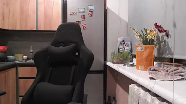 delightful sofi online show from April 19, 2026, 5:47 pm