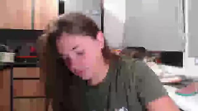 Snapshot of delightful_sofi chatting on October 6, 2025, 5:35 pm delightful sofi online show from October 6, 2025, 5:35 pm