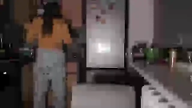 Snapshot of delightful_sofi chatting on October 22, 2025, 10:52 pm delightful sofi online show from October 22, 2025, 10:52 pm