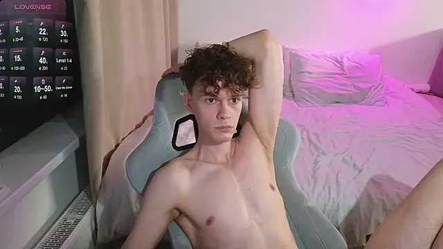 Snapshot of cute_thomas chatting on July 15, 2026, 6:59 pm cute thomas online show from July 15, 2026, 6:59 pm