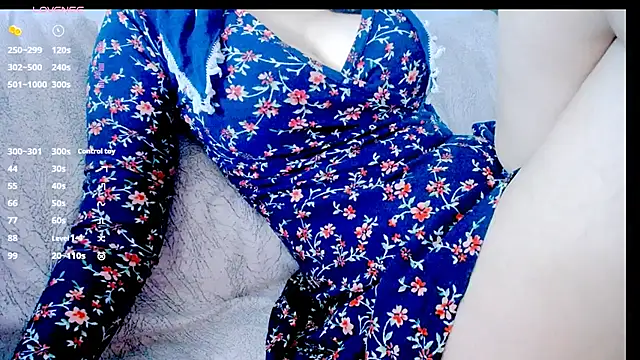 AmazingBitch online show from October 10, 2025, 6:47 am