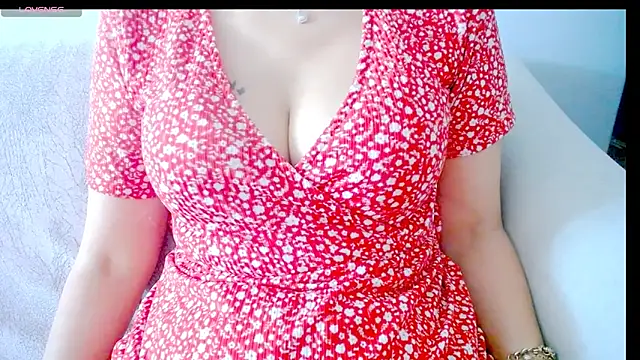 AmazingBitch online show from October 16, 2025, 9:50 am