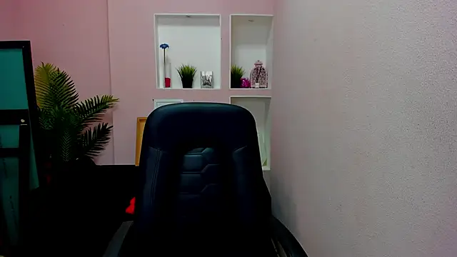 Persephoni online show from November 16, 2025, 5:45 am