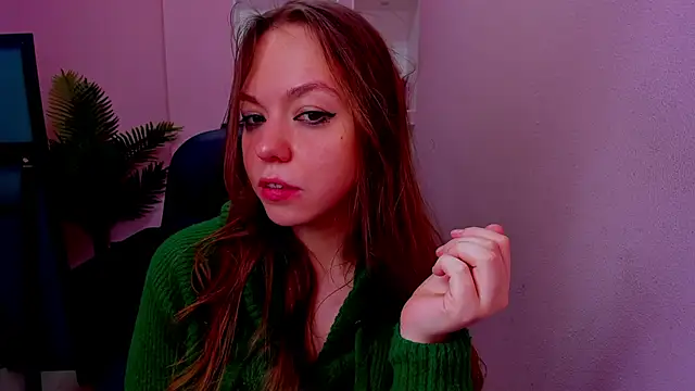 Persephoni online show from December 2, 2025, 8:43 pm