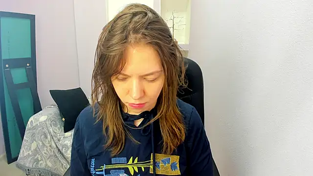 Persephoni online show from March 21, 2026, 3:38 pm