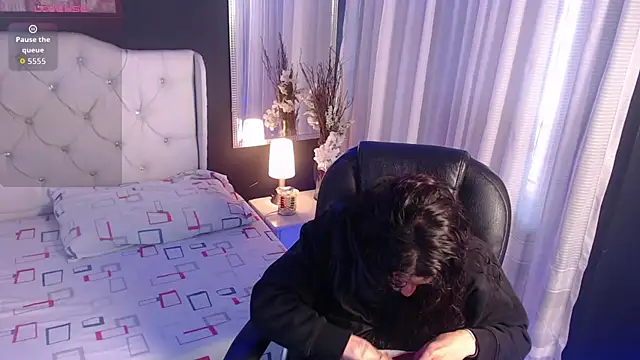 Snapshot of LiaVillalobos chatting on November 10, 2025, 12:54 pm LiaVillalobos online show from November 10, 2025, 12:54 pm