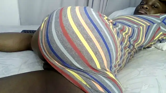 sweet sassy  online show from March 16, 2026, 2:41 am