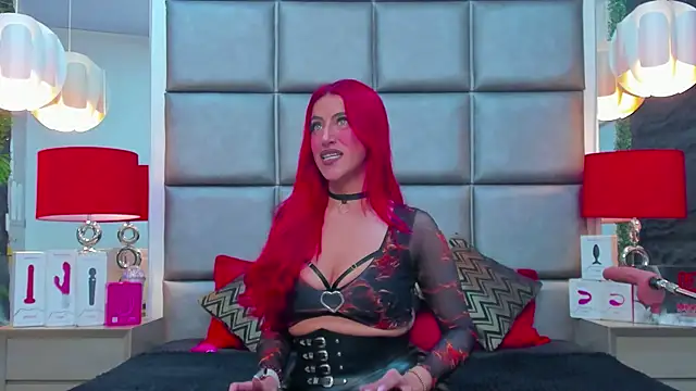 Snapshot of AllissaBrowm chatting on February 17, 2026, 2:58 pm AllissaBrowm online show from February 17, 2026, 2:58 pm