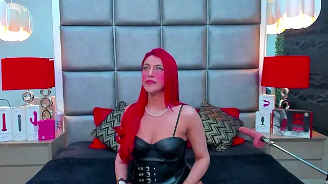 Snapshot of AllissaBrowm chatting on February 3, 2026, 6:35 pm AllissaBrowm online show from February 3, 2026, 6:35 pm