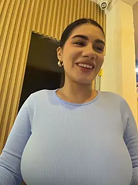 clarachanelricek online show from April 1, 2026, 8:17 pm