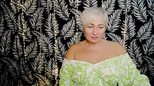 Olivia playful online show from October 26, 2025, 12:16 pm