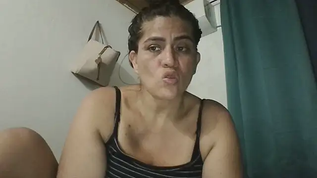 kitybigboobsx online show from June 16, 2026, 12:10 am