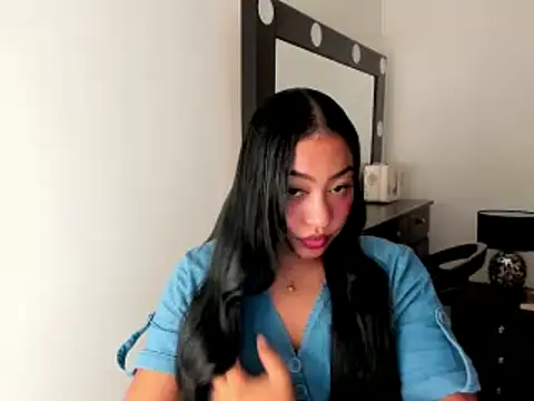 brunetenikole02 online show from February 20, 2025, 1:36 am