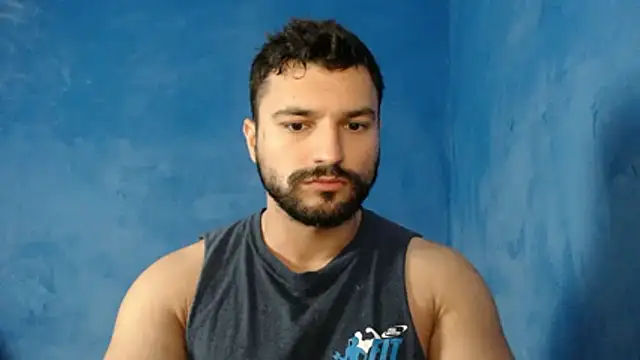 Snapshot of alex_blu chatting on June 17, 2026, 12:32 am alex blu online show from June 17, 2026, 12:32 am