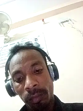 Snapshot of Lent_Medium chatting on October 11, 2025, 2:51 pm Lent Medium online show from October 11, 2025, 2:51 pm