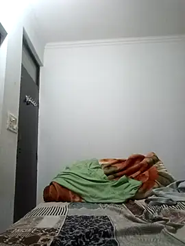 Snapshot of Lent_Medium chatting on October 25, 2025, 6:19 pm Lent Medium online show from October 25, 2025, 6:19 pm