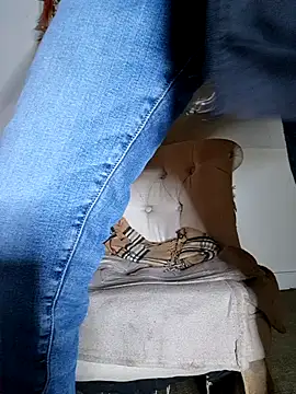 Snapshot of eddouxxx78 chatting on November 10, 2025, 4:34 pm eddouxxx78 online show from November 10, 2025, 4:34 pm