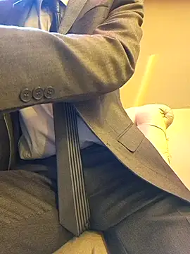 Snapshot of eddouxxx78 chatting on February 8, 2026, 11:30 am eddouxxx78 online show from February 8, 2026, 11:30 am