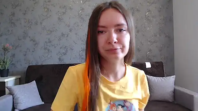    Emily    online show from September 14, 2025, 1:11 pm