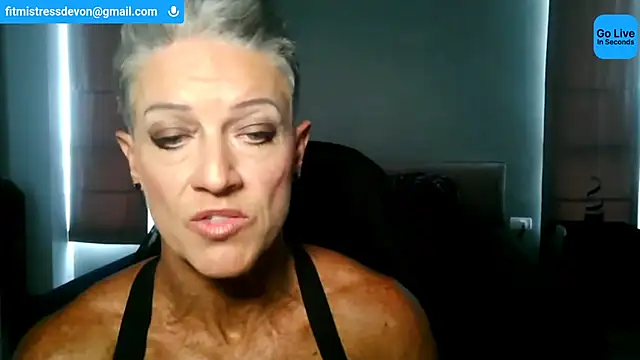 Snapshot of Devon2020 chatting on July 9, 2026, 7:09 am Devon2020 online show from July 9, 2026, 7:09 am