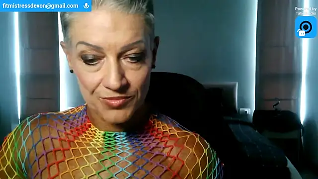 Snapshot of Devon2020 chatting on July 2, 2026, 7:03 am Devon2020 online show from July 2, 2026, 7:03 am