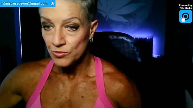 Snapshot of Devon2020 chatting on July 5, 2026, 11:50 am Devon2020 online show from July 5, 2026, 11:50 am