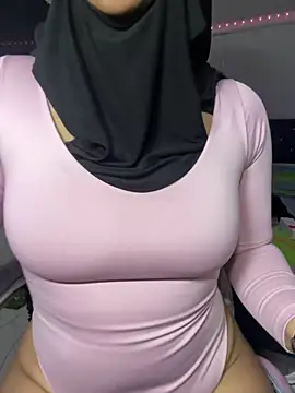 Snapshot of Jameela chatting on May 31, 2026, 4:07 am Jameela online show from May 31, 2026, 4:07 am