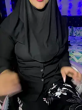 Snapshot of Jameela chatting on January 8, 2026, 10:05 pm Jameela online show from January 8, 2026, 10:05 pm