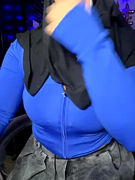 Snapshot of Jameela chatting on October 16, 2025, 10:07 pm Jameela online show from October 16, 2025, 10:07 pm