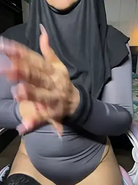 Snapshot of Jameela chatting on January 11, 2026, 9:55 pm Jameela online show from January 11, 2026, 9:55 pm