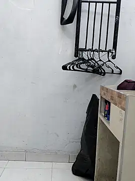 Dannacamila online show from November 16, 2025, 5:06 pm