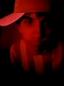 LarryCapija online show from November 4, 2025, 4:05 am